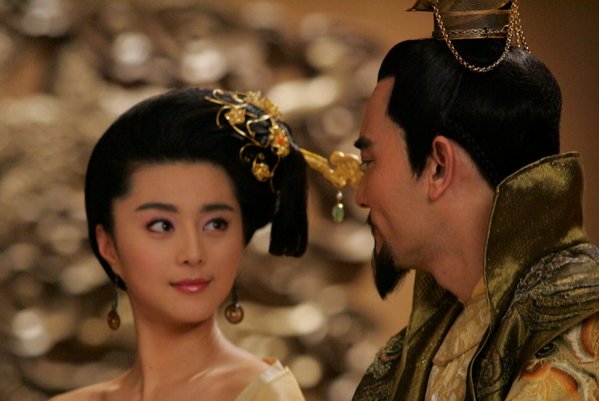 唐玄宗爱用杖刑，官员屁股开花是常态，还爱用什么？