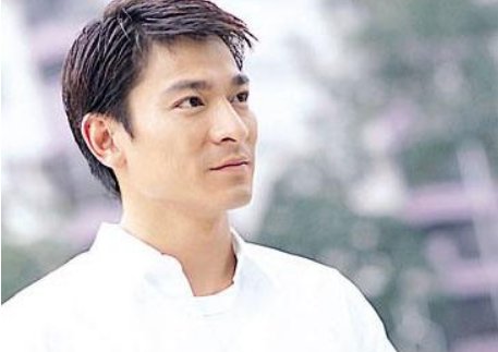 《十七岁—刘德华》歌词粤语谐音歌词！！！