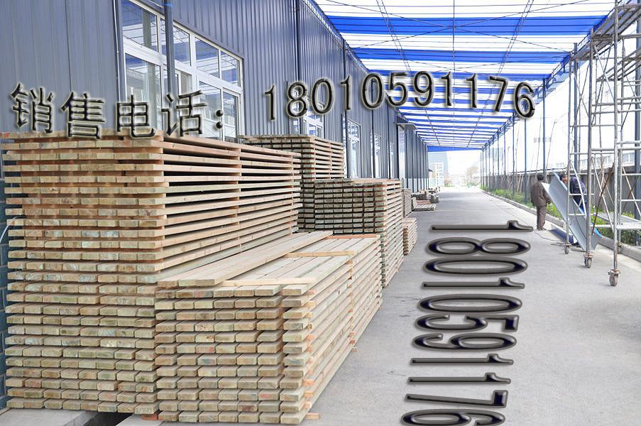 室外防腐木地板多少钱