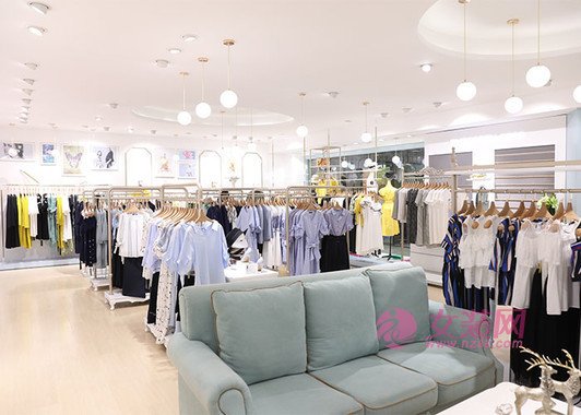 服装店清仓广告语