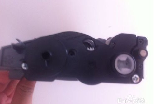 联想m7400打印机显示更换墨粉盒怎么办？