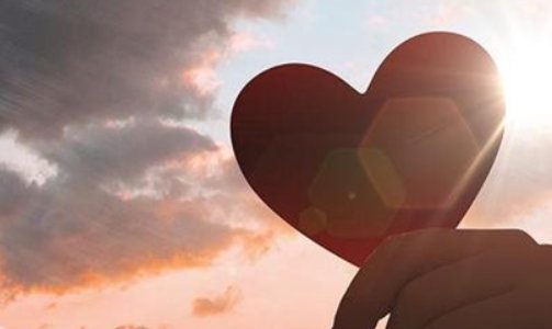 哄女朋友开心的话有哪些？