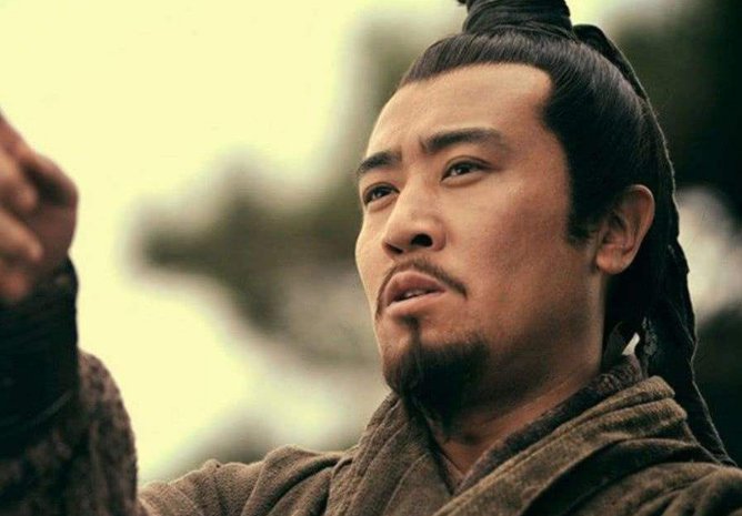 为何说千里走单骑的不是关羽，而是关羽的“办公室主任”？