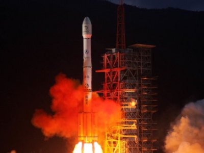 赞美中国航天的诗词有哪些？