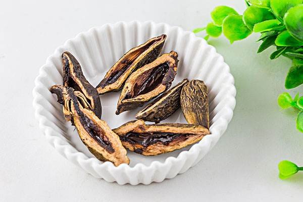 吃槟榔有什么好处？副作用大吗？