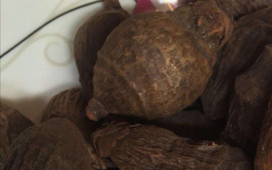 吃槟榔有什么好处？副作用大吗？