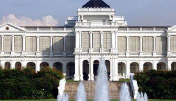 新加坡的标志性建筑，是狮身鱼尾像吗？