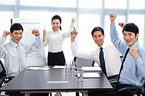 老说团队精神，那么团队精神都是什么呢？