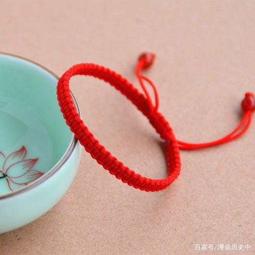 男生用头发和红绳编手链是什么含义啊？