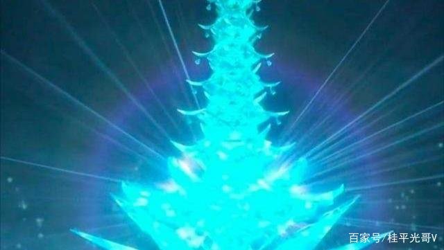《斗罗大陆》中剑道尘心的剑怎么回事？七宝琉璃宗的武魂不是塔吗？